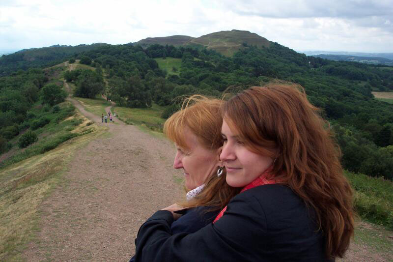 Polly_&_Mum_2004_Malvern_Hills